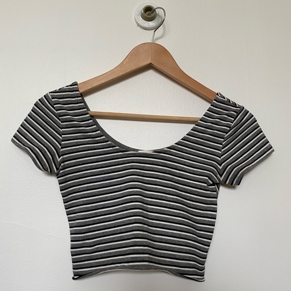 Garage striped crop tee shirt - Picture 1 of 4